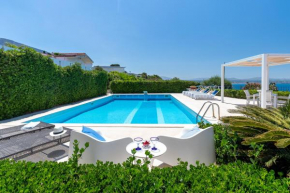Splendida Villa con vista mozzafiato e piscina, Terrasini